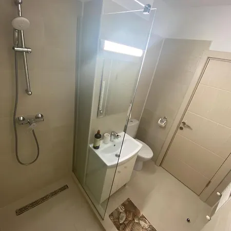 Luxury By Saray بيت ضيافة 3*