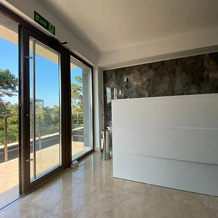 Luxury By Saray 招待所 3*